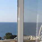 The Perfect Seaview Escape * Wlora