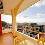 The Perfect Seaview Escape Apartament