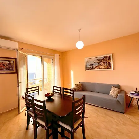 The Perfect Seaview Escape Apartman *