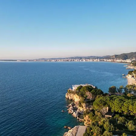 The Perfect Seaview Escape *